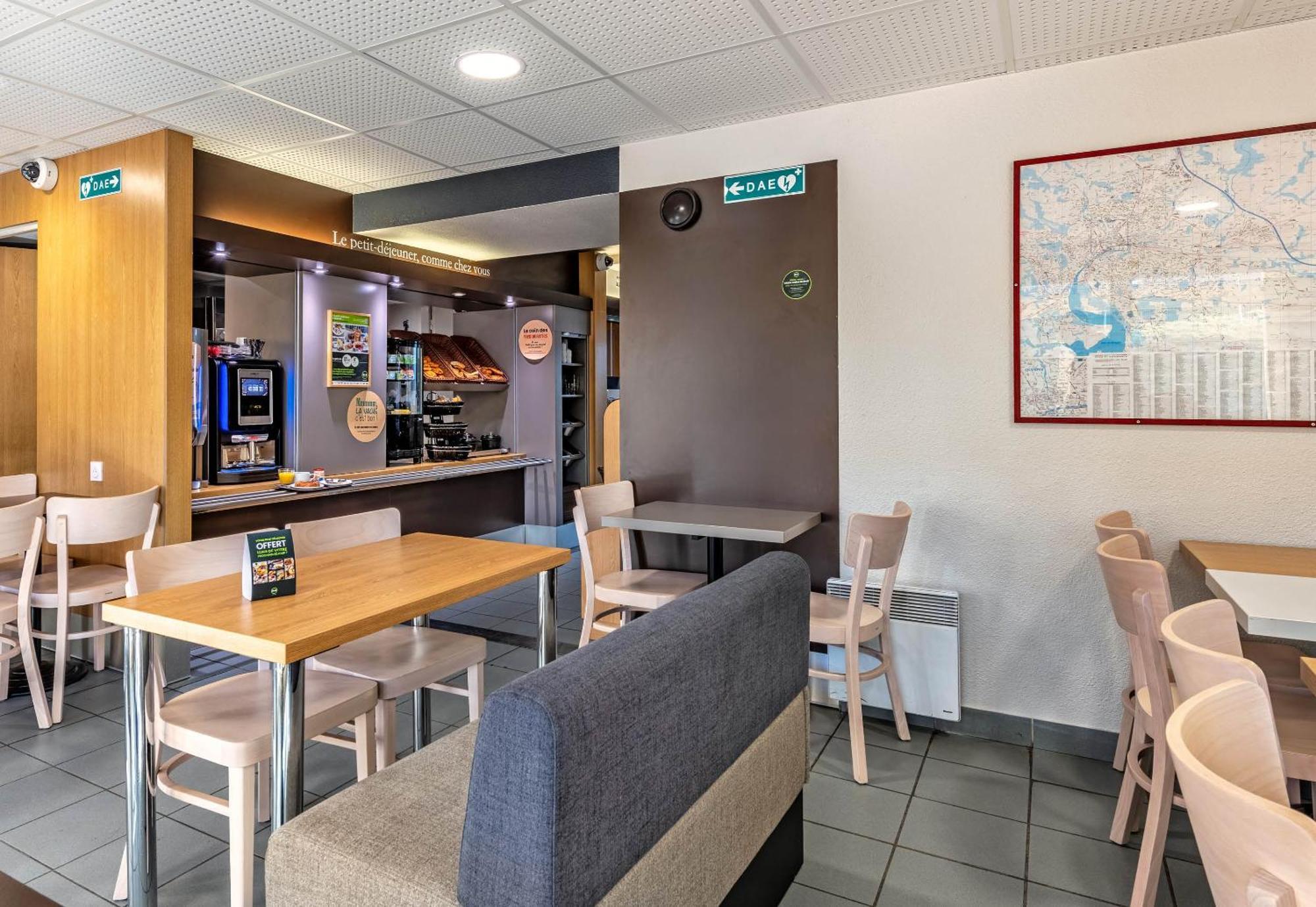 B&B HOTEL Quimper Nord Douarnenez Exterior foto
